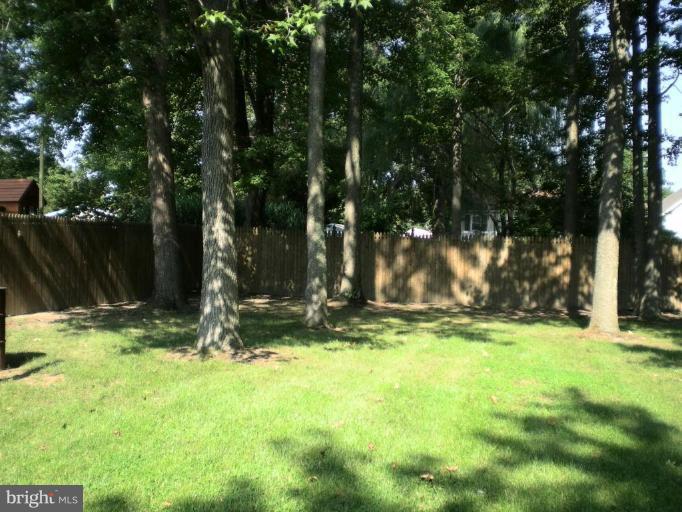 13102 Choptank Road Middle River, MD 21220 - Photo 17 of 27 Back yard