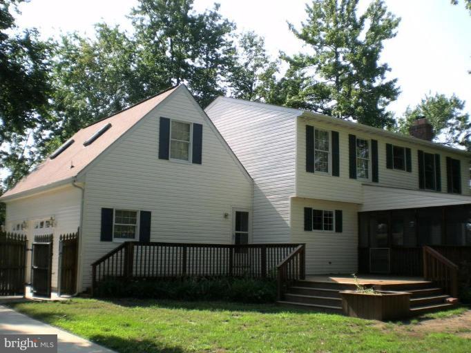 13102 Choptank Road Middle River, MD 21220 - Photo 9 of 27 Deck