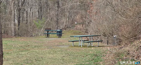 $1,950 | 20 Orchard Street, Unit 112, Brookfield, CT 06804