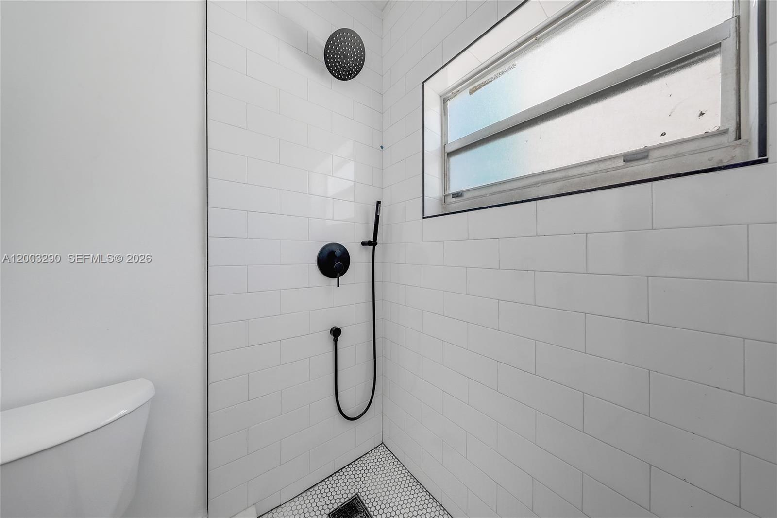 2464 Southwest 22nd Street, Unit 5 Miami, FL 33145 - Photo 8 of 16