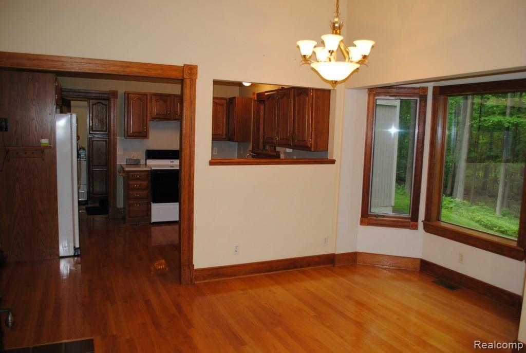 6851 Rattalee Lake Road Clarkston, MI 48348 - Photo 17 of 39 13.jpg