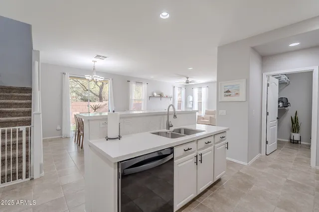 $335,000 | 493 West Paseo Celestial, Sahuarita, AZ 85629