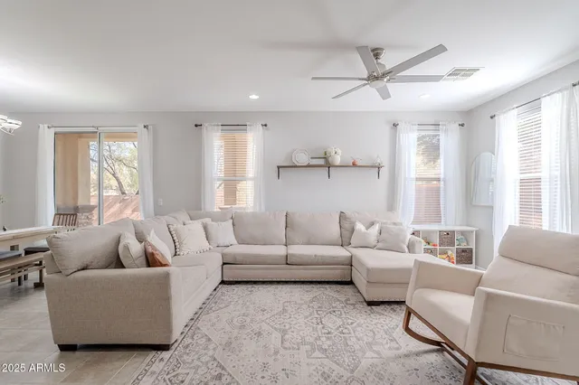 $335,000 | 493 West Paseo Celestial, Sahuarita, AZ 85629