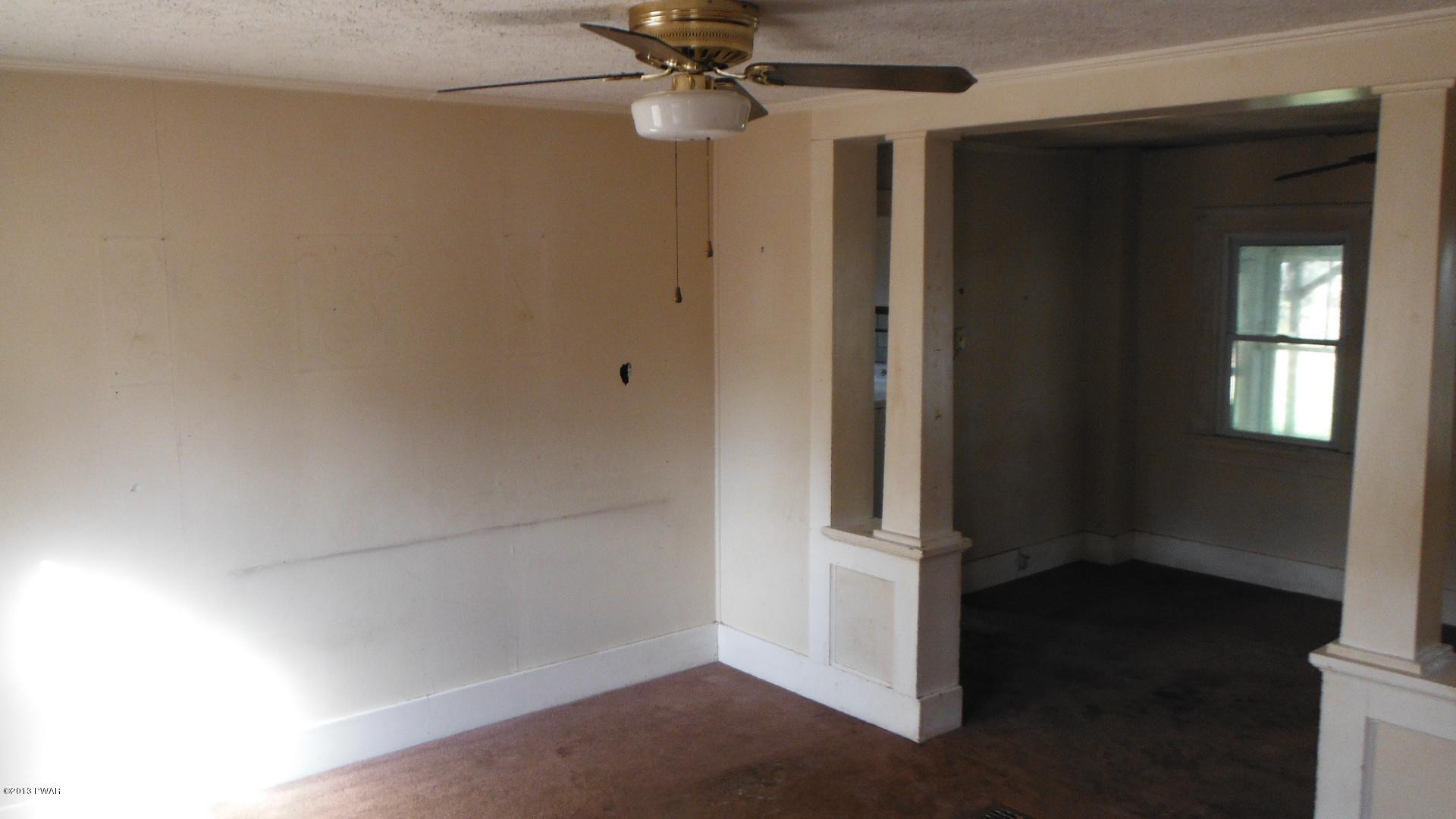703 2nd Street Matamoras, PA 18336 - Photo 3 of 8