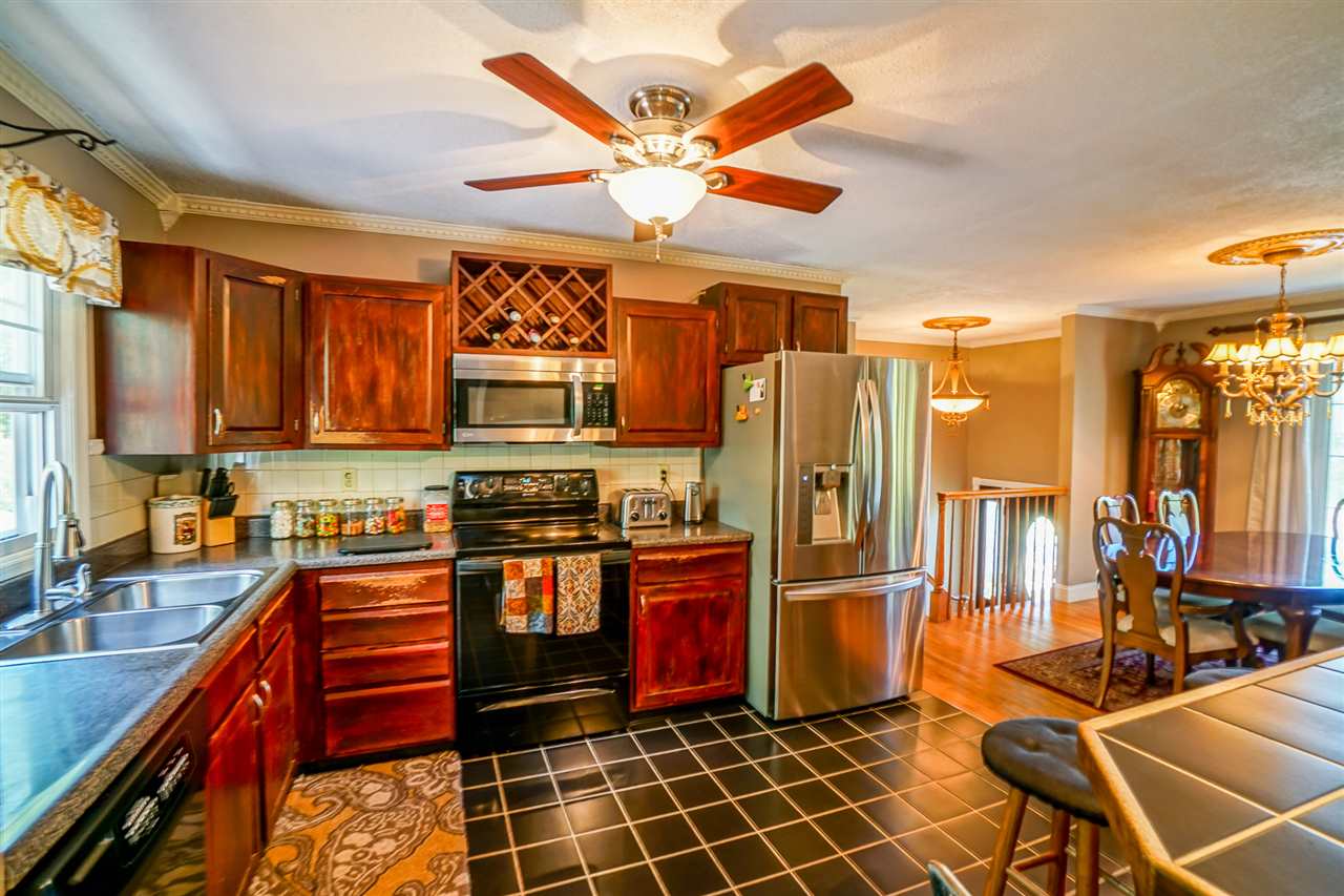 241 Whitehall Road Hooksett, NH 03106 - Photo 11 of 30 Gallery Image 11