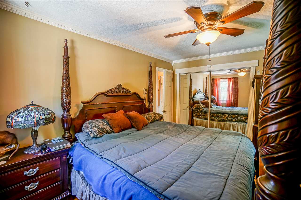 241 Whitehall Road Hooksett, NH 03106 - Photo 20 of 30 Gallery Image 20