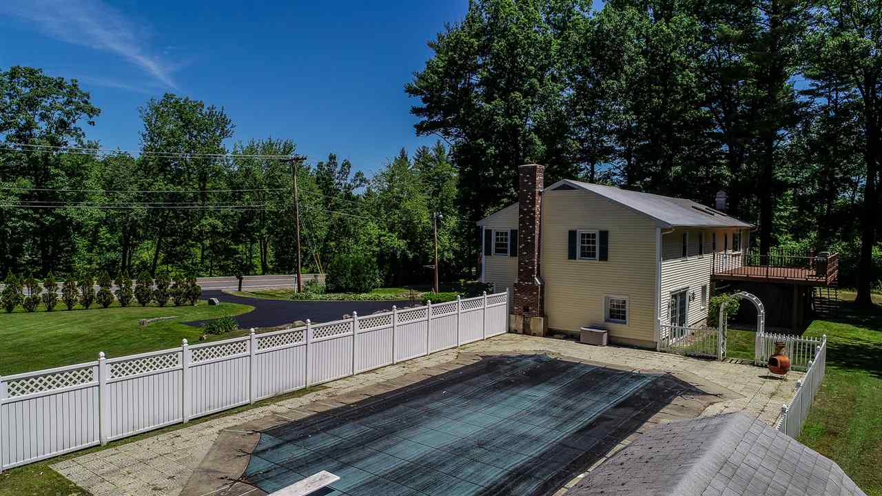 241 Whitehall Road Hooksett, NH 03106 - Photo 4 of 30 Gallery Image 4