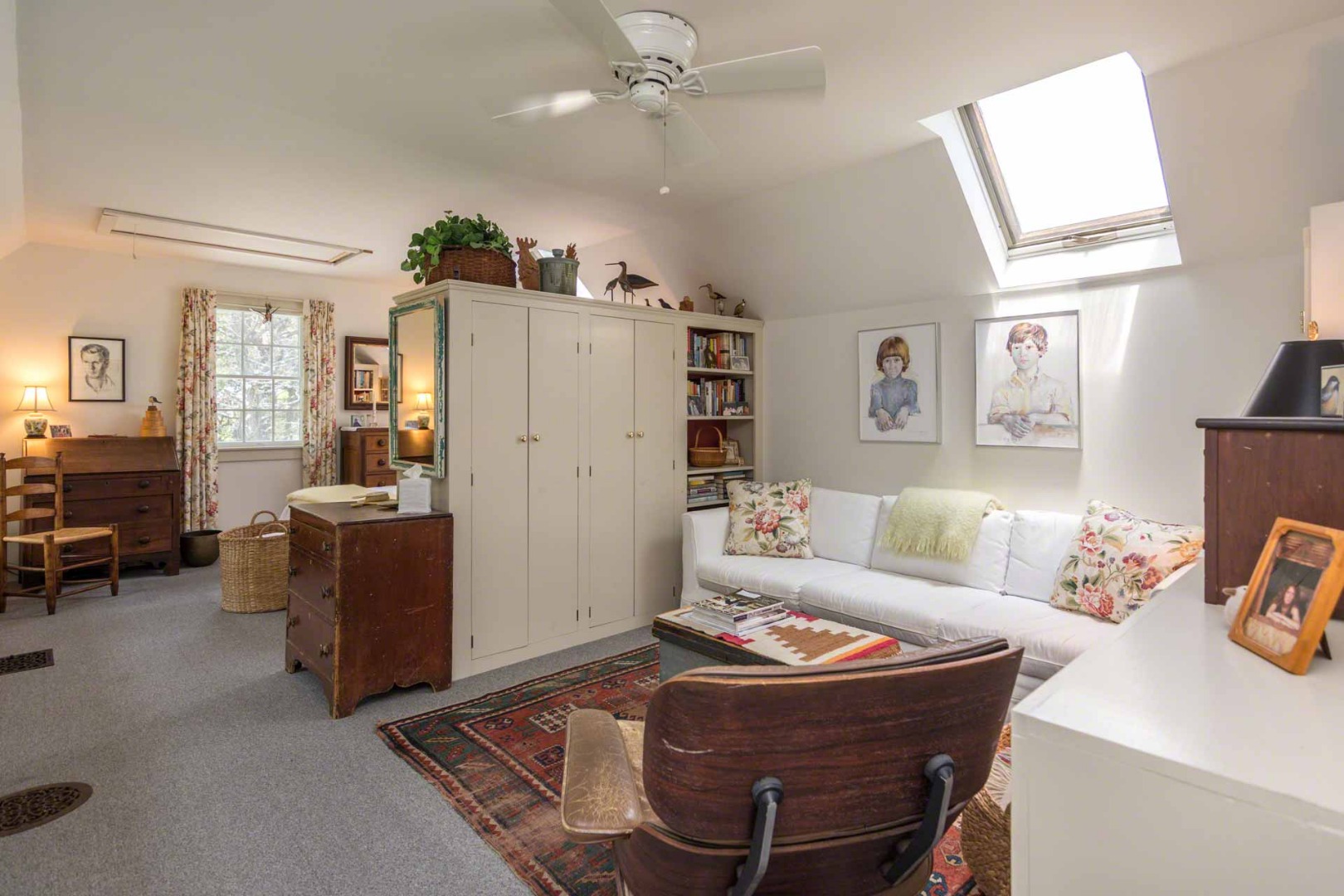 1 Garden Cove Road Edgartown, MA 02539 - Photo 23 of 37 a living room with furniture and a window