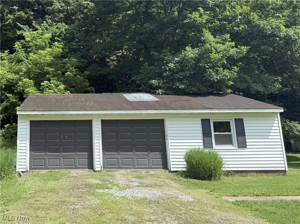 4901 Kings Creek Road Weirton, WV 26062 - Photo 27 of 28 View of detached garage