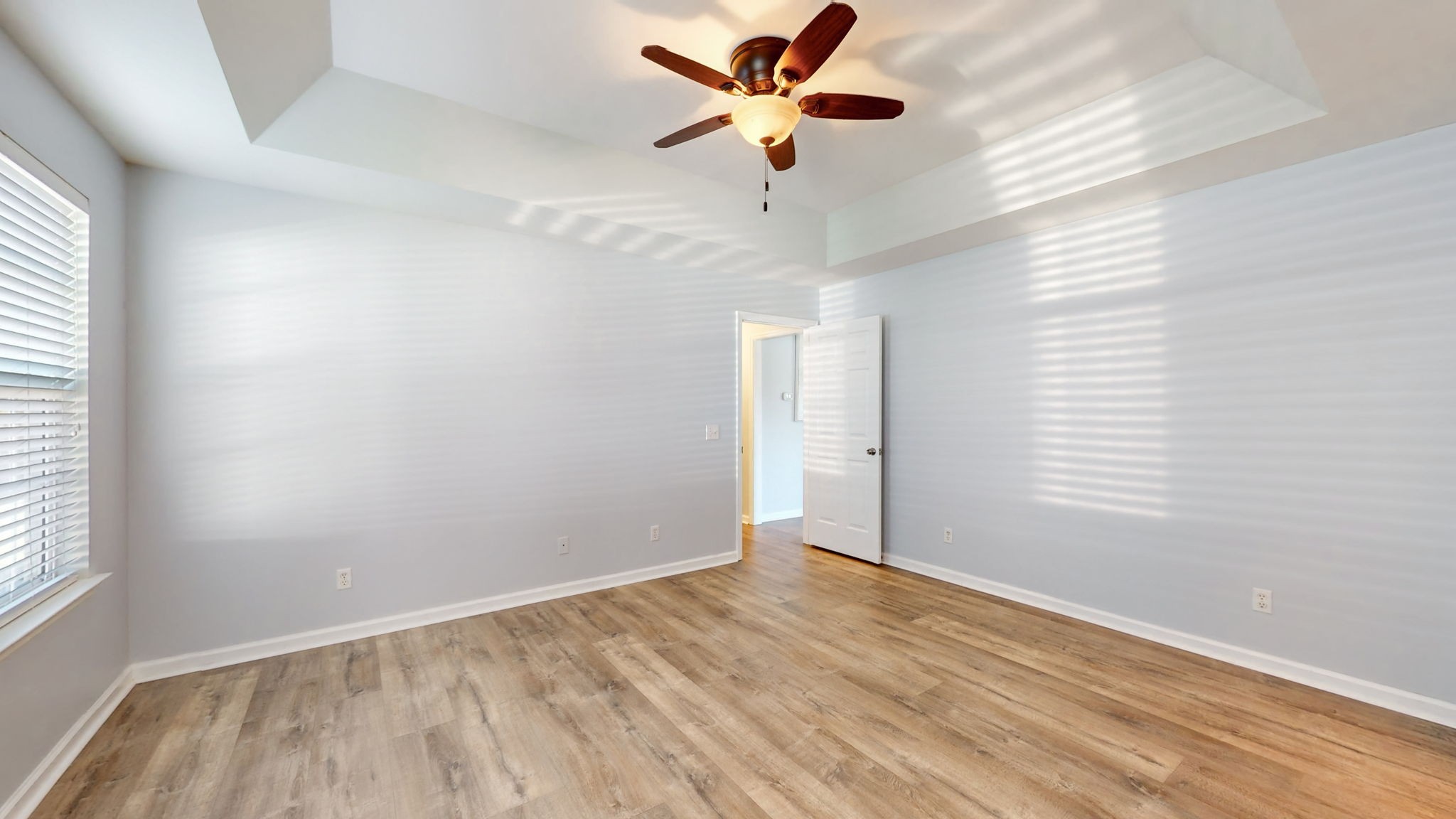 500 Sheath Circle Lebanon, TN 37087 - Photo 20 of 29 wooden floor in an empty room with a window