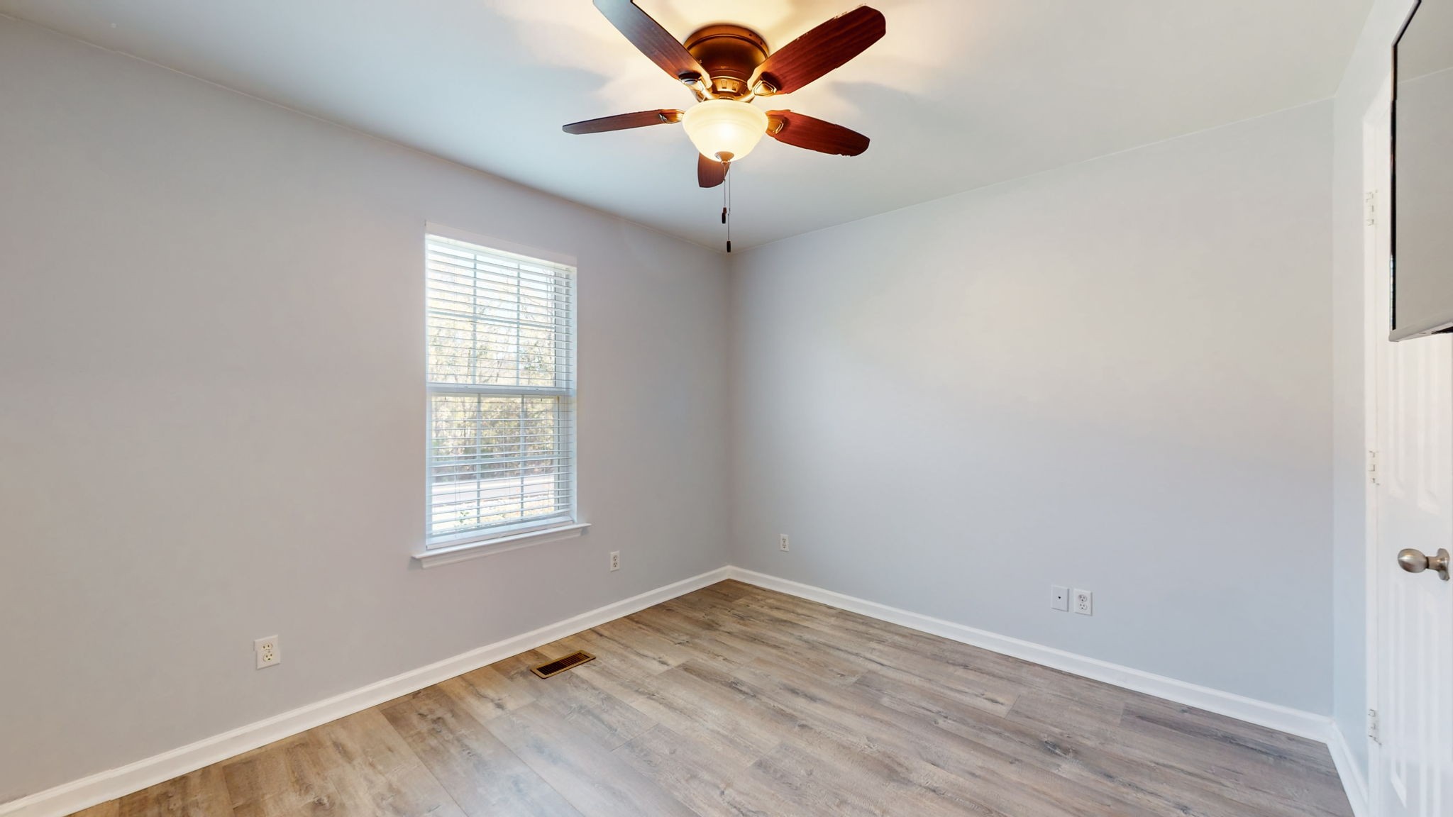 500 Sheath Circle Lebanon, TN 37087 - Photo 23 of 29 wooden floor in an empty room with a window