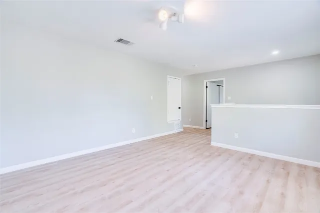 $1,990 | 13808 Lothian Drive, Pflugerville, TX 78660