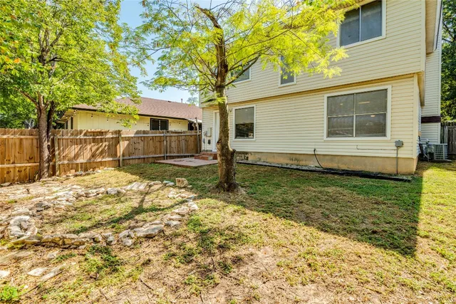 $1,990 | 13808 Lothian Drive, Pflugerville, TX 78660