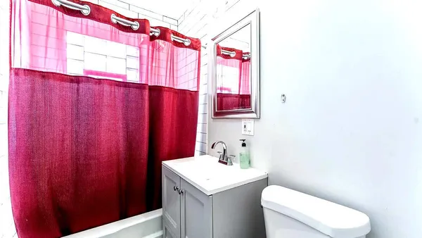 $1,800 | 6337 West Patterson Avenue, Unit 2, Chicago, IL 60634