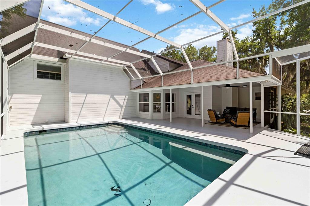 7447 Hawkins Road Sarasota, FL 34241 - Photo 2 of 40