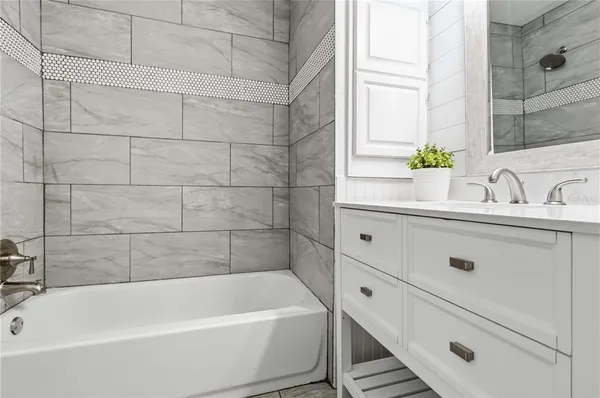 $6,500 | 7447 Hawkins Road, Sarasota, FL 34241