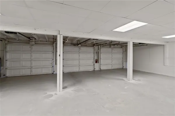 $6,500 | 7447 Hawkins Road, Sarasota, FL 34241