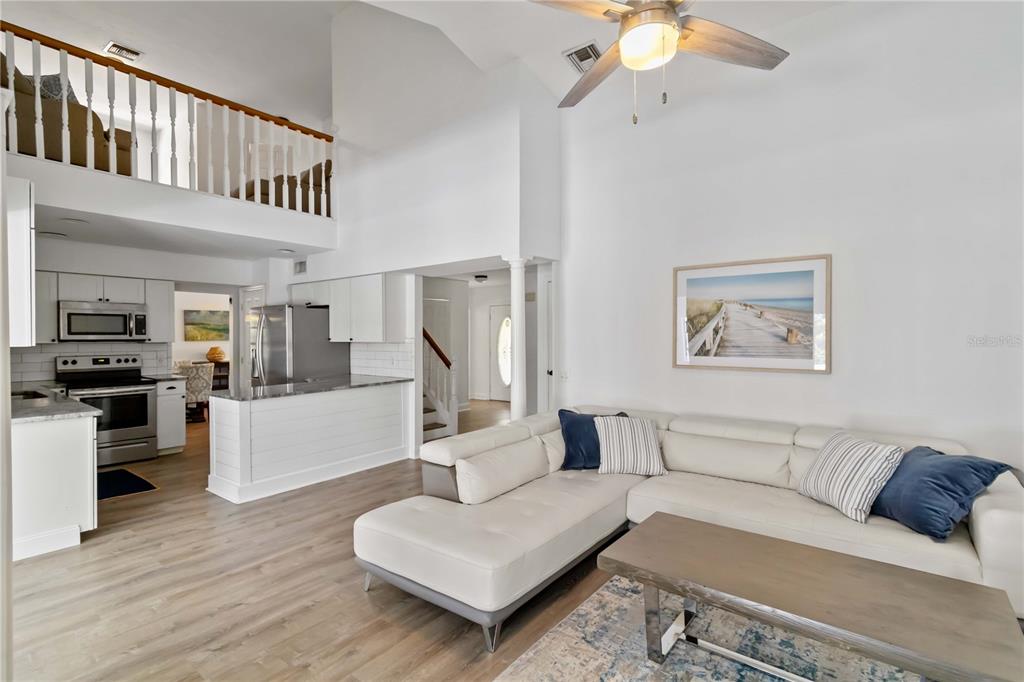 7447 Hawkins Road Sarasota, FL 34241 - Photo 6 of 40