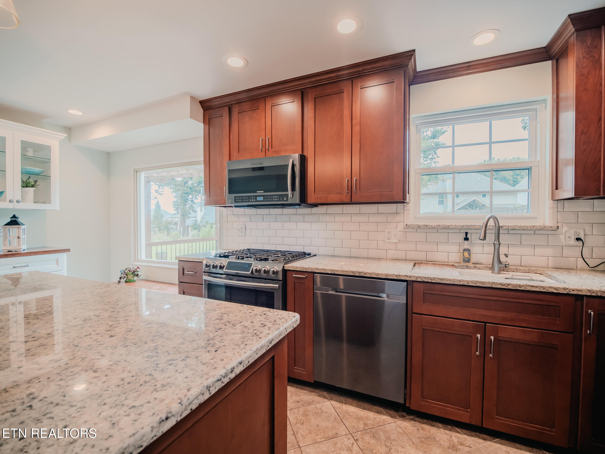 1107 Rain Tree Road Knoxville, TN 37923 - Photo 19 of 57 Kitchen