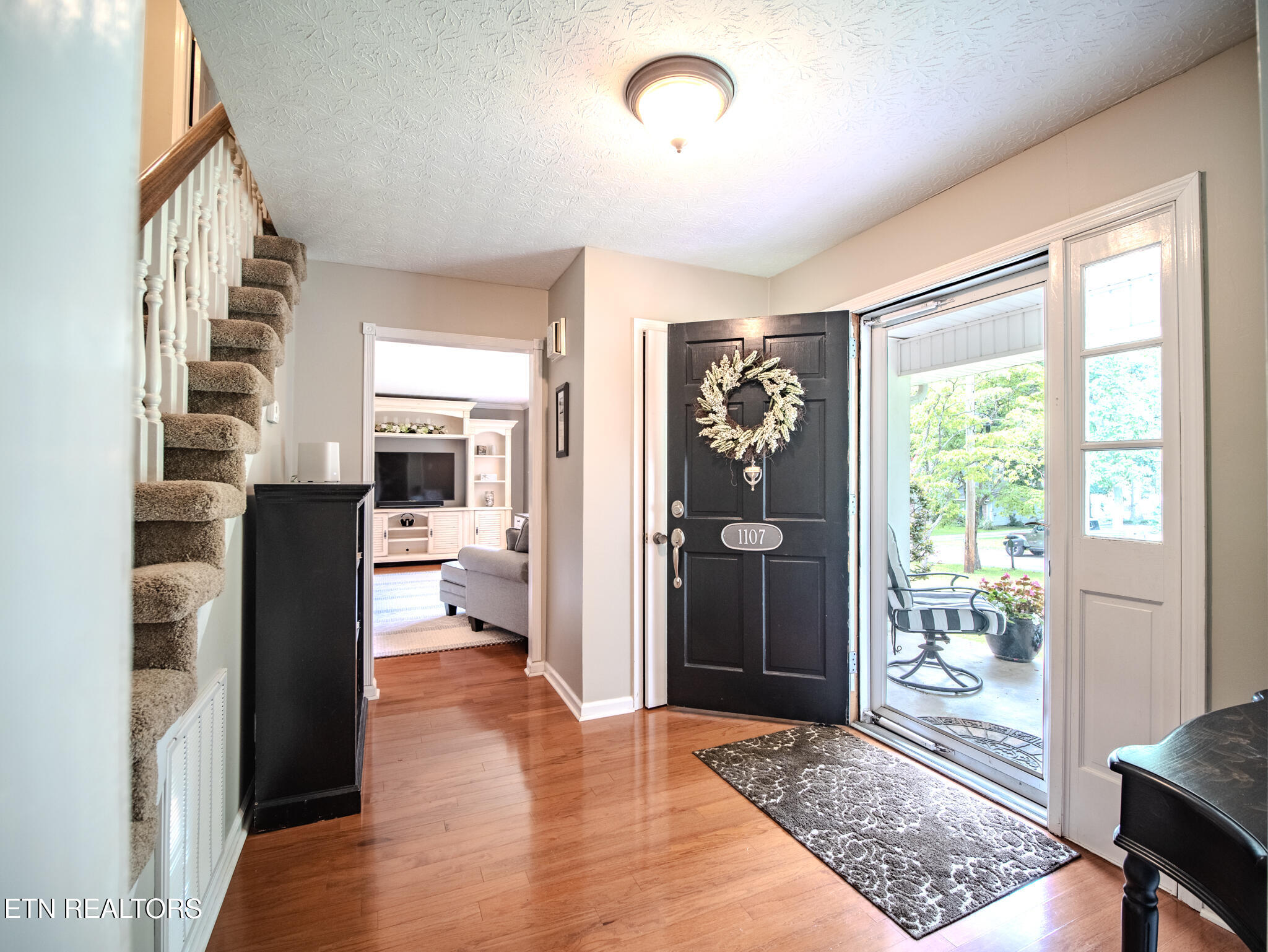 1107 Rain Tree Road Knoxville, TN 37923 - Photo 4 of 57 Entry