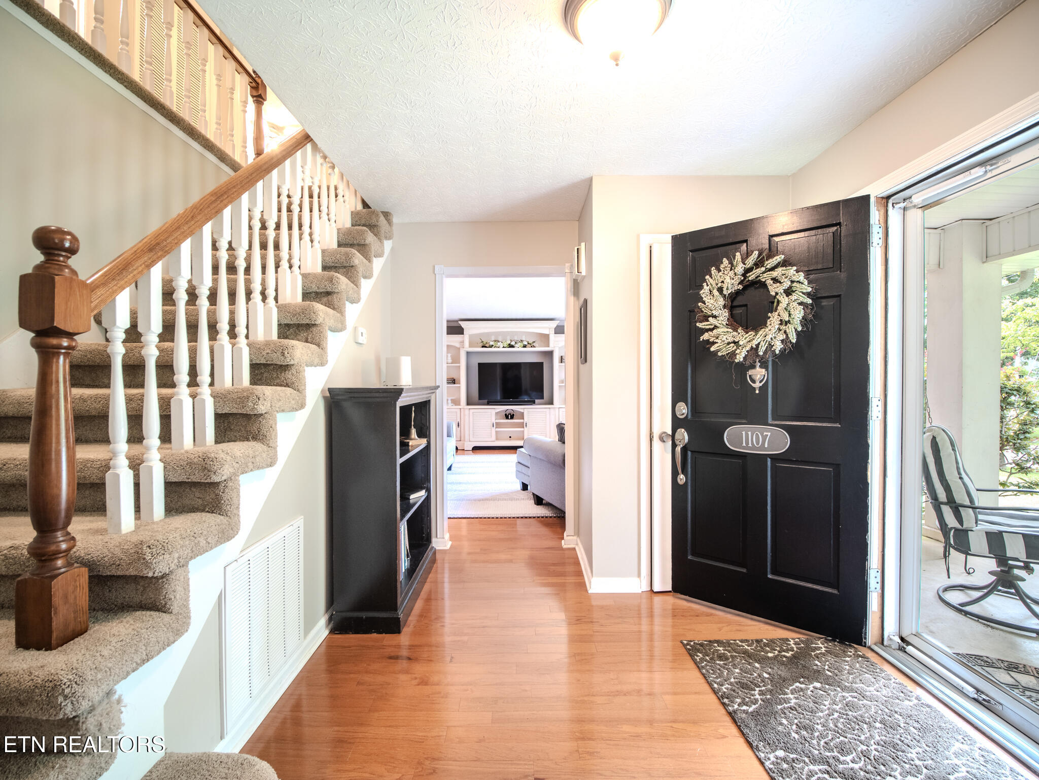 1107 Rain Tree Road Knoxville, TN 37923 - Photo 5 of 57 Entry