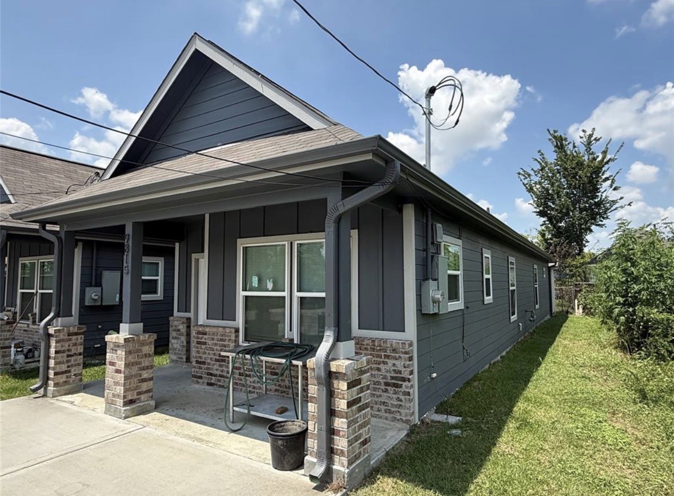 9815 Garcroft Street Houston, TX 77029 - Photo 2 of 14 a front view of house
