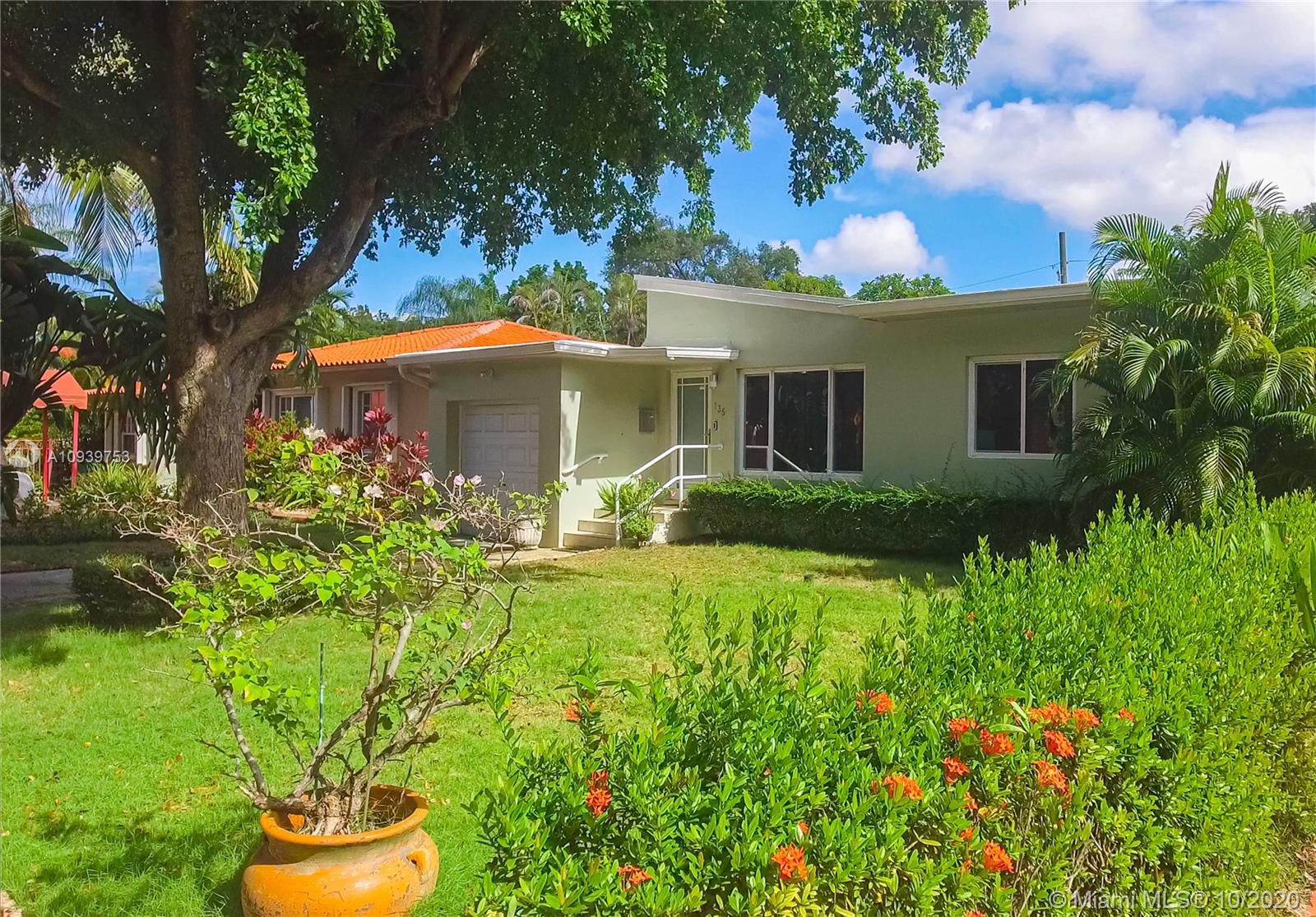 135 Southwest 25th Road Miami, FL 33129 - Photo 1 of 17