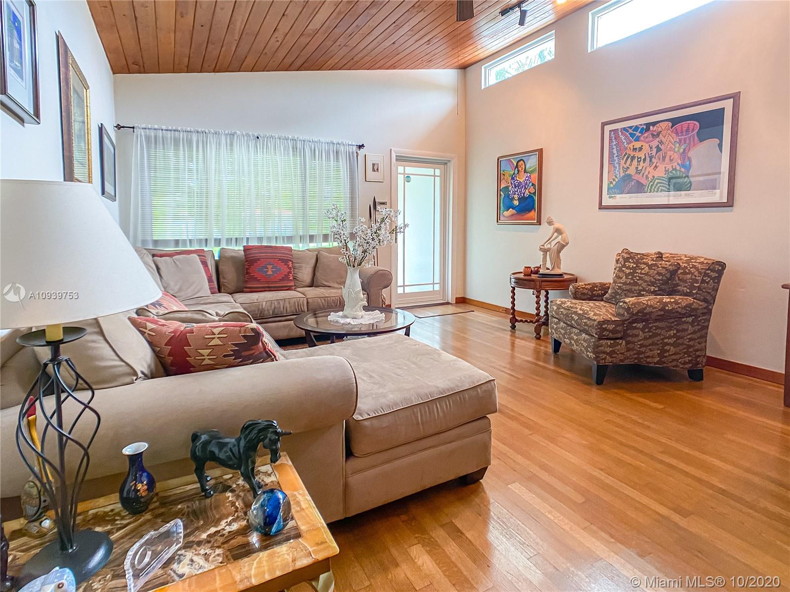 135 Southwest 25th Road Miami, FL 33129 - Photo 2 of 17