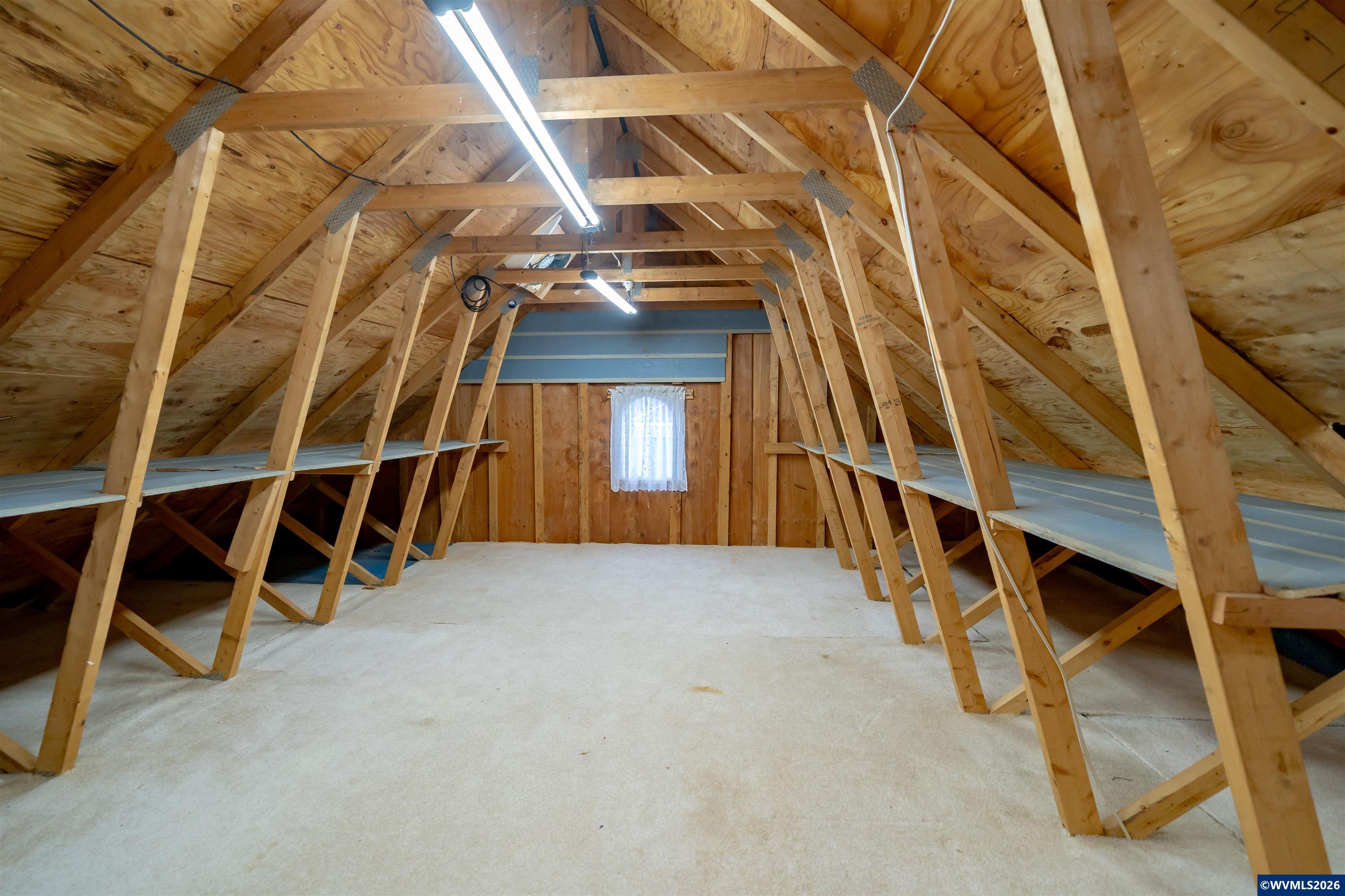312 Southwest Cascade Meadow Drive Sublimity, OR 97385 - Photo 33 of 42 a view of an empty room with stairs
