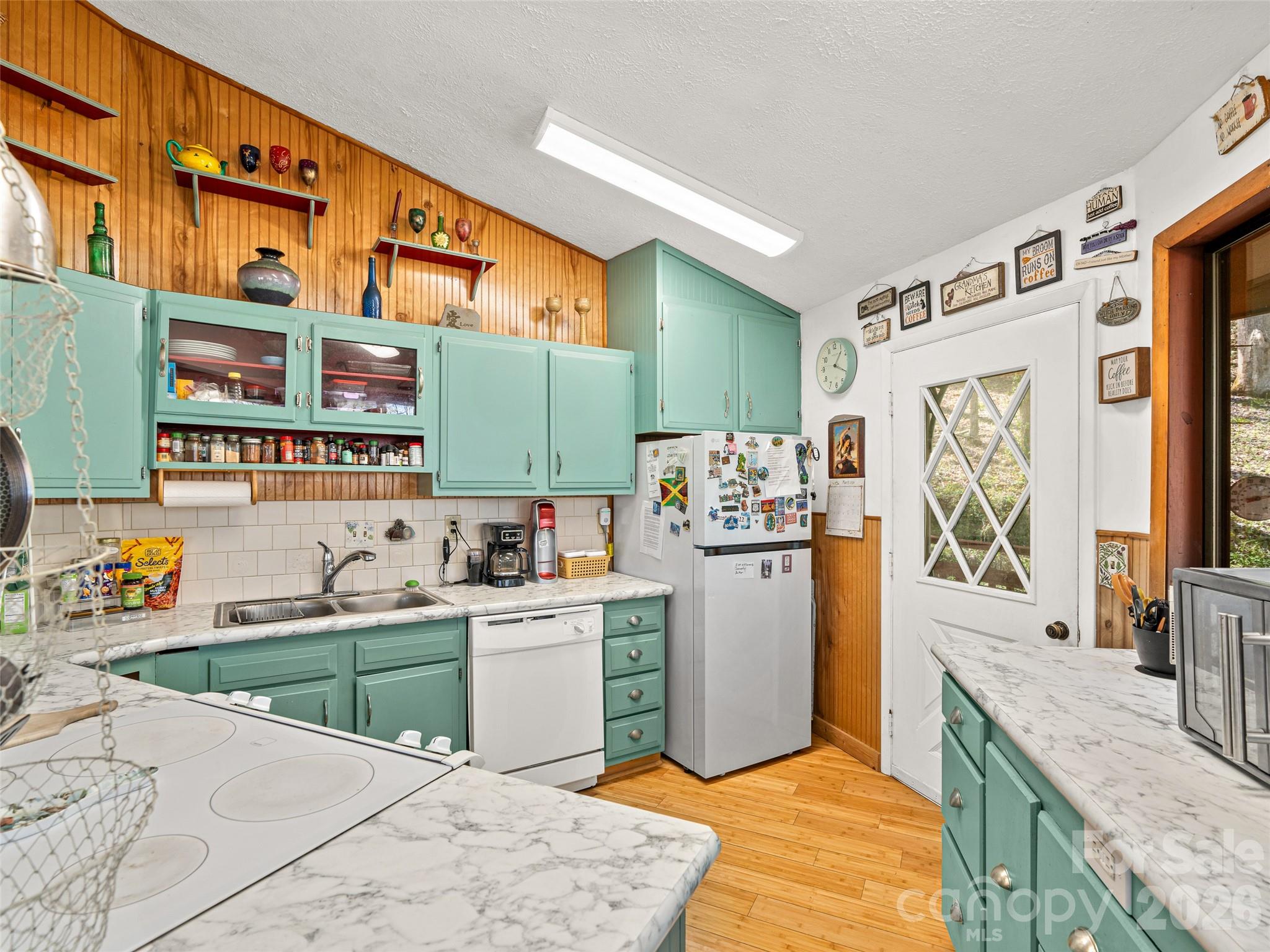 53 Yale Road Hendersonville, NC 28739 - Photo 12 of 40