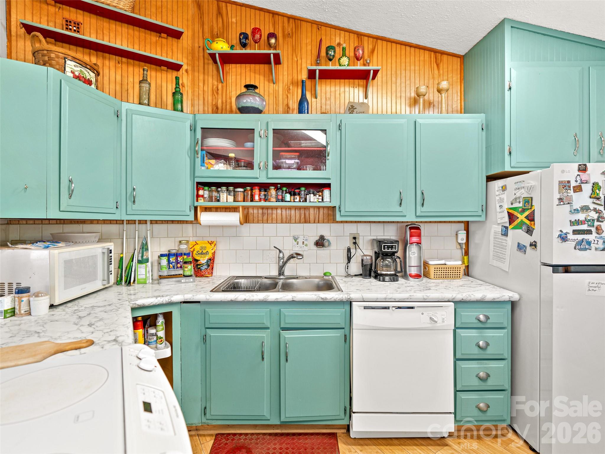 53 Yale Road Hendersonville, NC 28739 - Photo 13 of 40