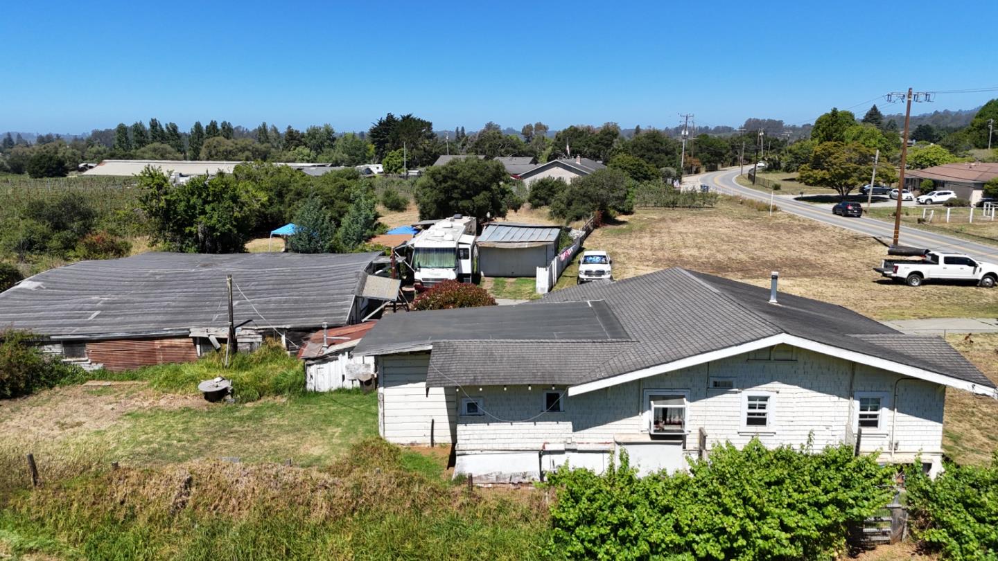 897 Green Valley Road Watsonville, CA 95076 - Photo 31 of 33