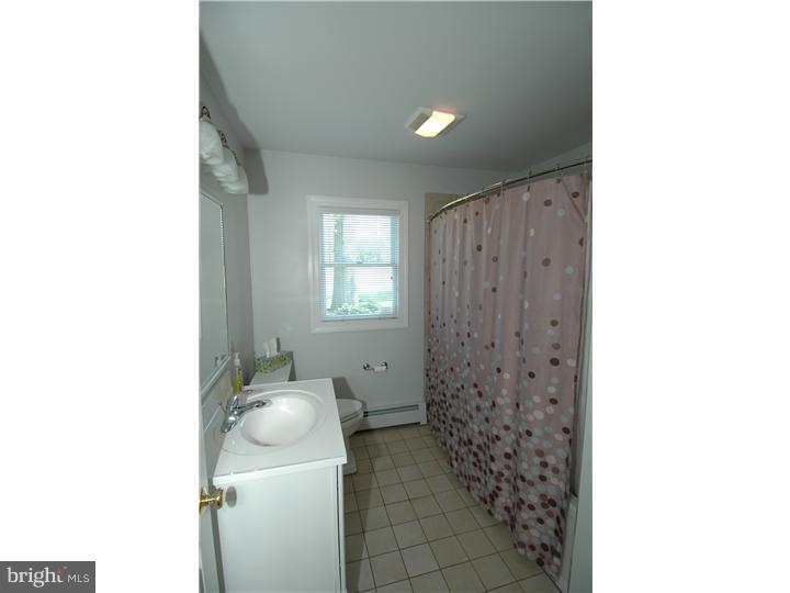 136 Gilbert Road Bordentown, NJ 08505 - Photo 11 of 23 Bathroom