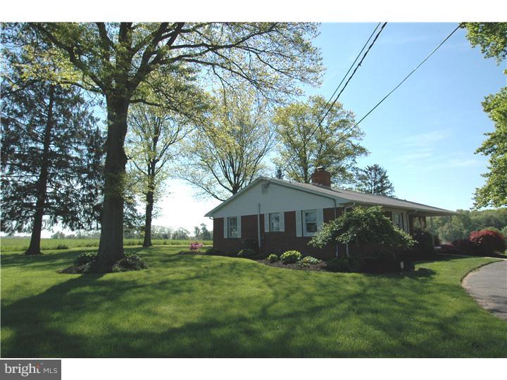 136 Gilbert Road Bordentown, NJ 08505 - Photo 20 of 23 Side Yard