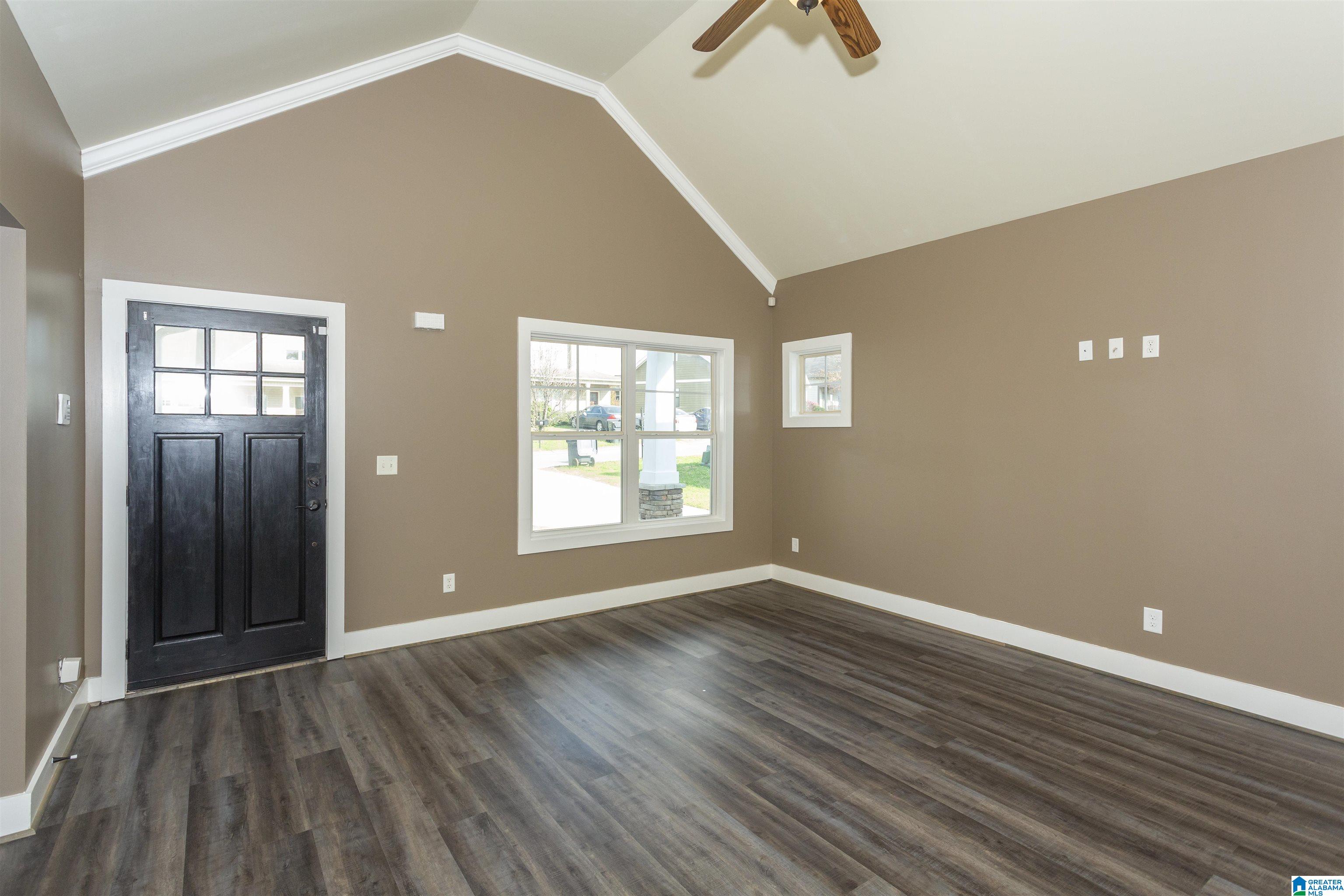 116 Enclave Avenue Calera, AL 35040 - Photo 9 of 37
