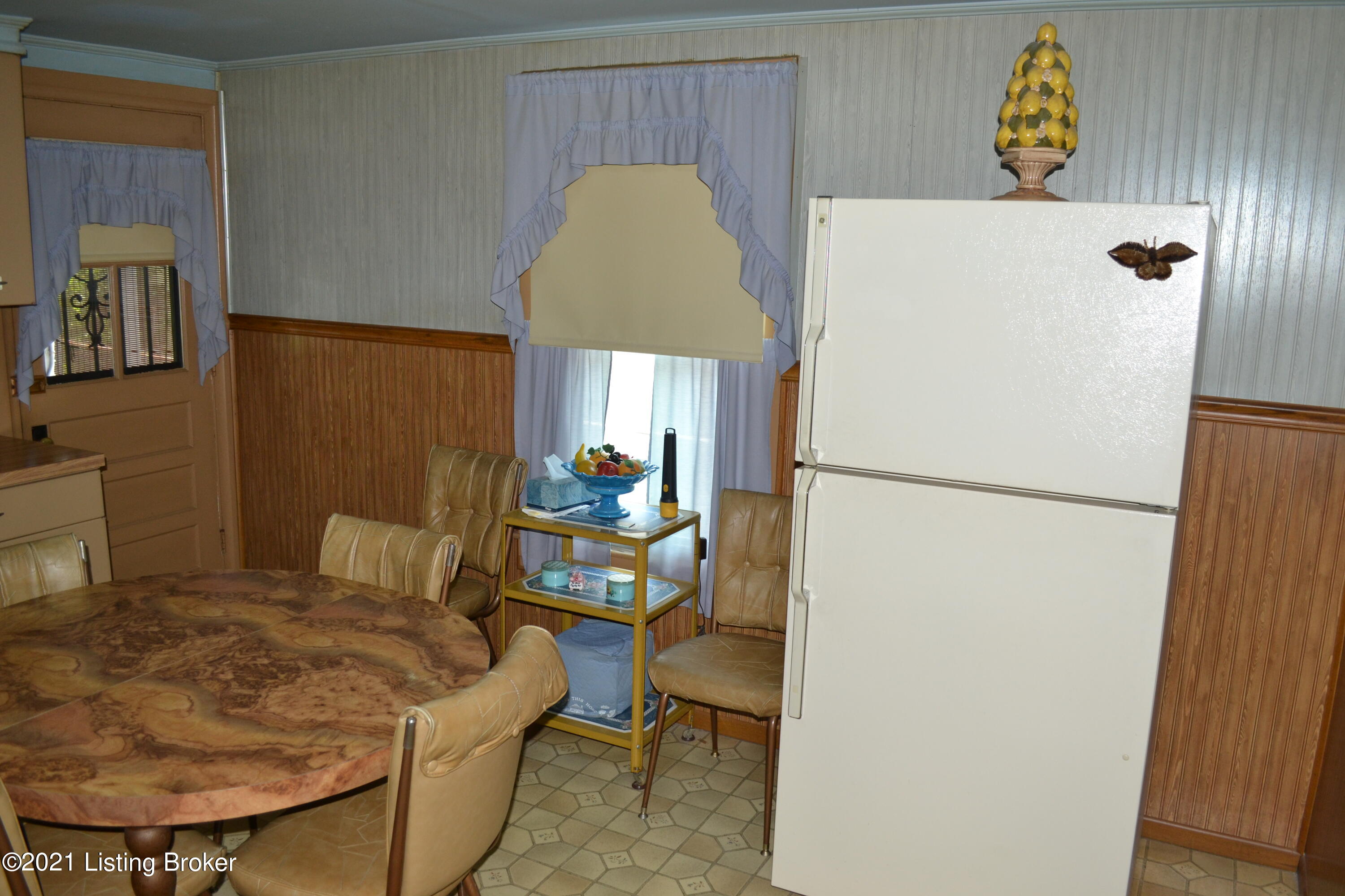 1516 Poplar Level Road Louisville, KY 40217 - Photo 17 of 36 DSC_0017