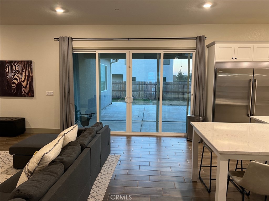 3751 Gabriel Drive Merced, CA 95340 - Photo 9 of 30 a living room with furniture