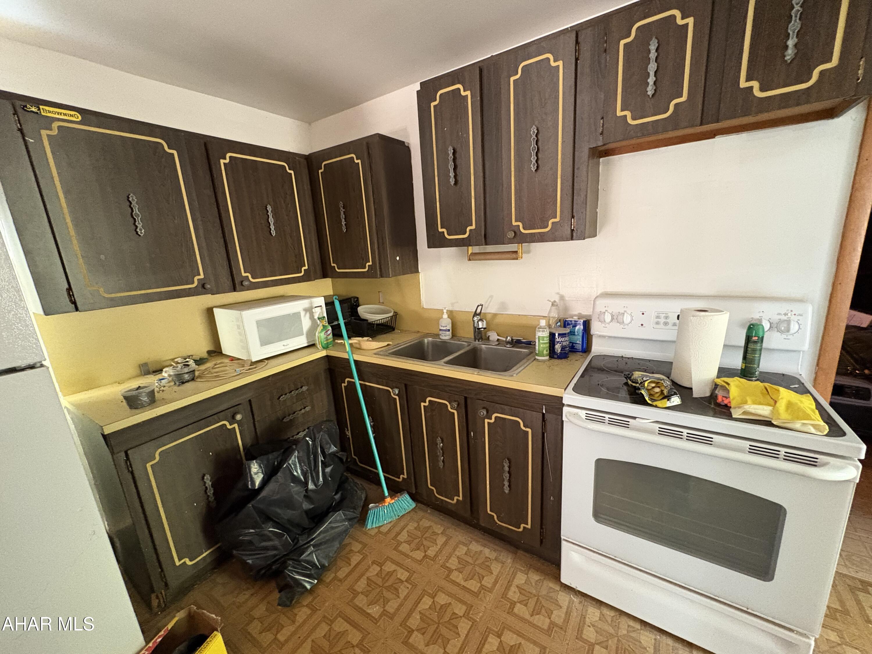 451 McDaniel Road Everett, PA 15537 - Photo 4 of 15