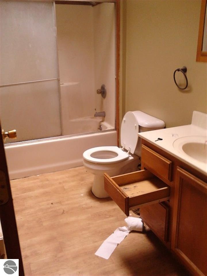 5280 North 31 Road Manton, MI 49663 - Photo 6 of 6 1749988-5.JPG