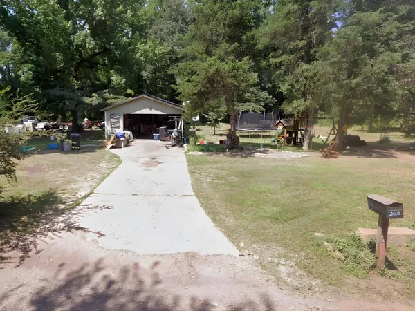 $75,000 | 206 County Road 3661, Queen City, TX 75572