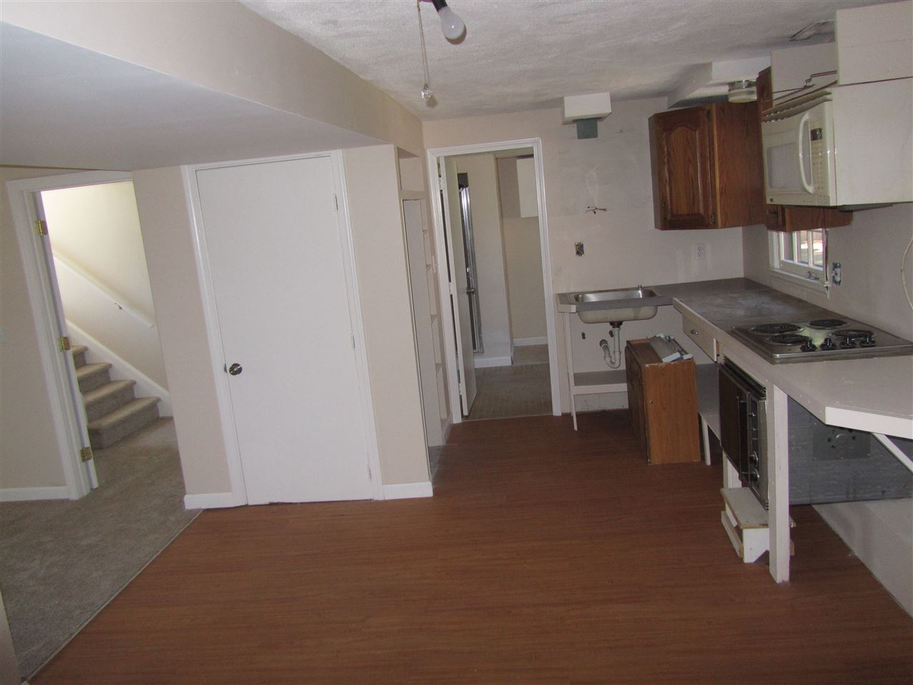 201 Naticook Road Merrimack, NH 03054 - Photo 22 of 33