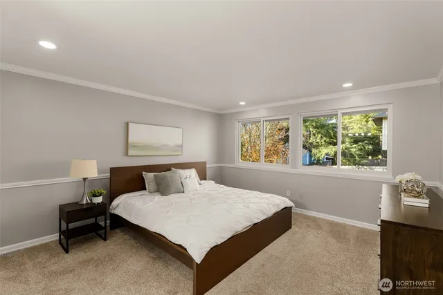 $1,075,000 | 24230 Southeast 44th Street, Sammamish, WA 98029