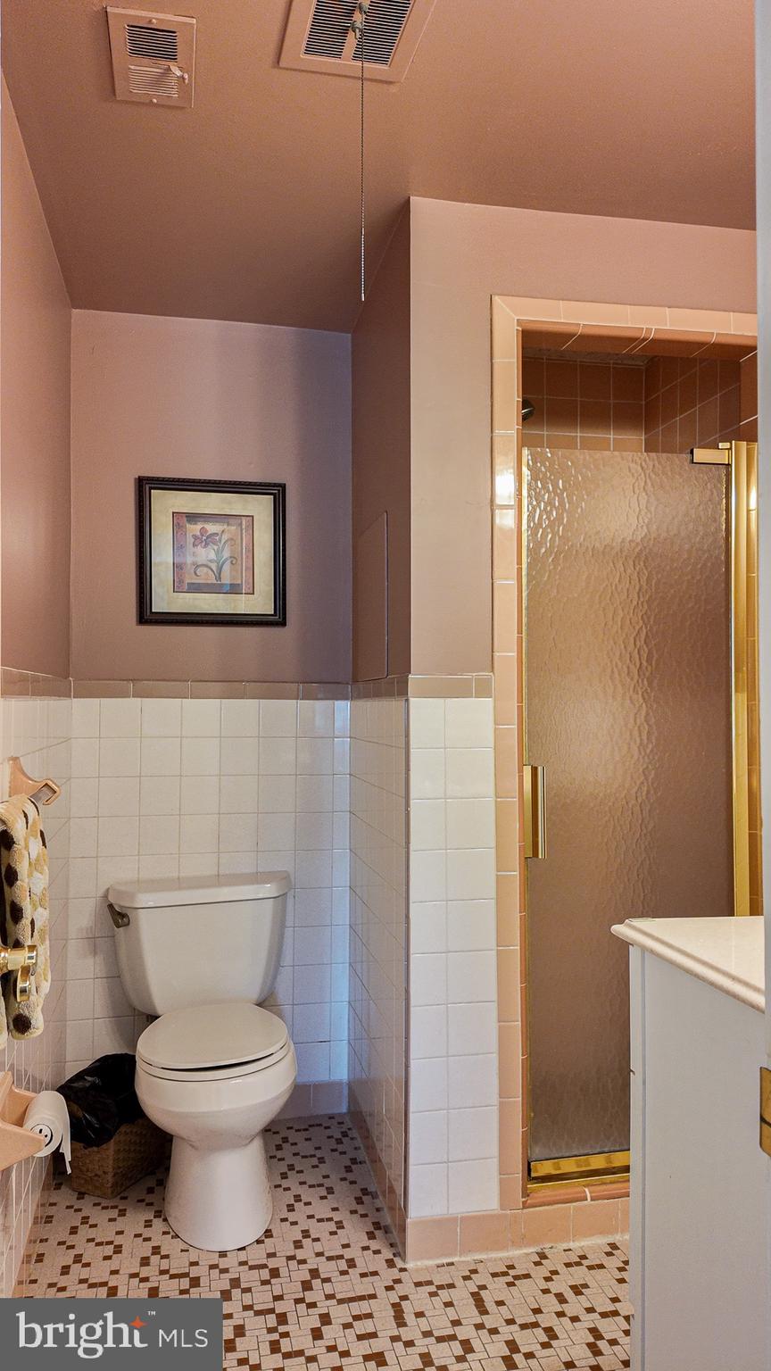 3221 Kilburn Road Philadelphia, PA 19114 - Photo 16 of 31 Gallery Image 16