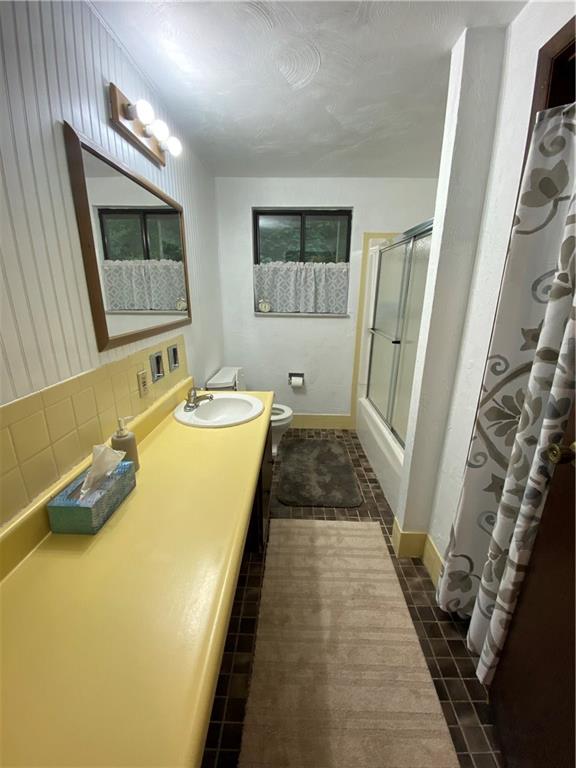 97 Locust Ridge Drive Pittsburgh, PA 15209 - Photo 13 of 16 Gallery Image 13