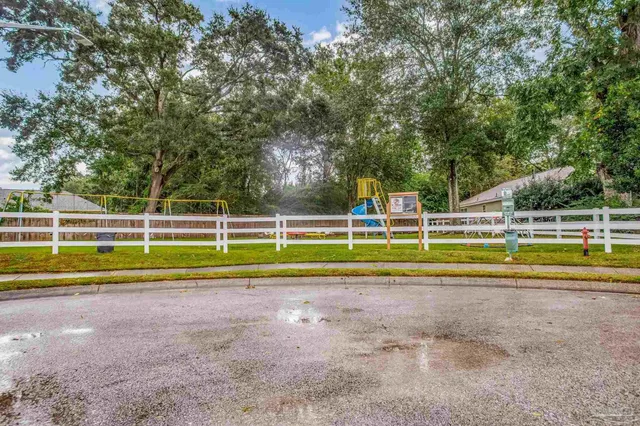 a view of a tennis court