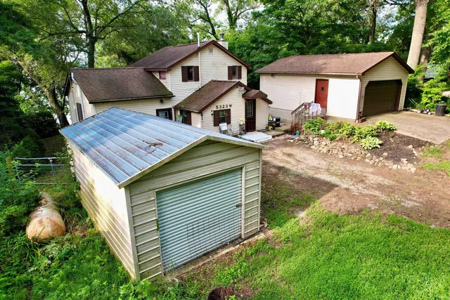 $179,900 | 5323 West Diamond Lake Road, Wawaka, IN 46794