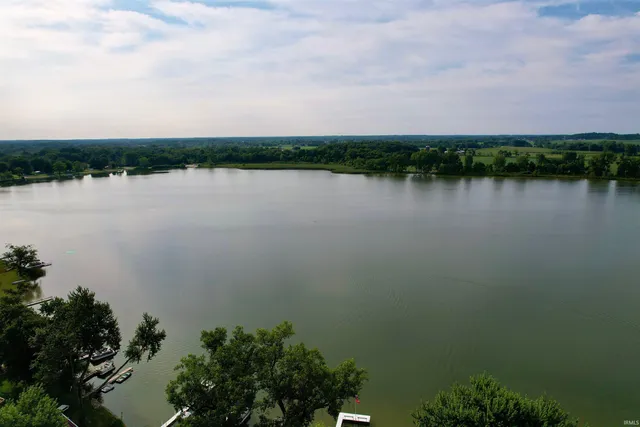 $179,900 | 5323 West Diamond Lake Road, Wawaka, IN 46794