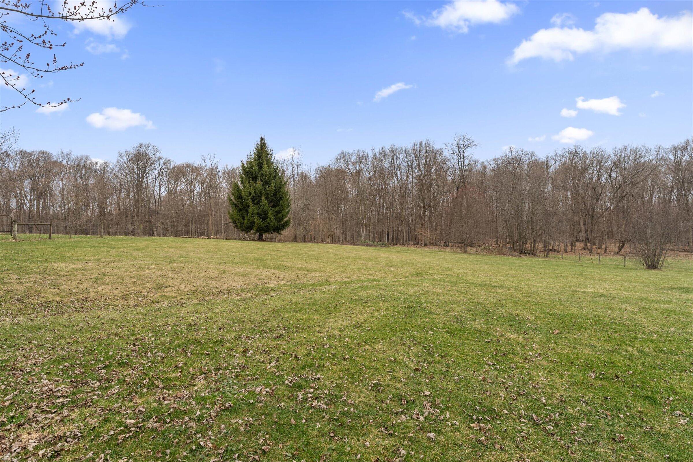 7692 North Emery Road Rolling Prairie, IN 46371 - Photo 53 of 69 2400x1599
