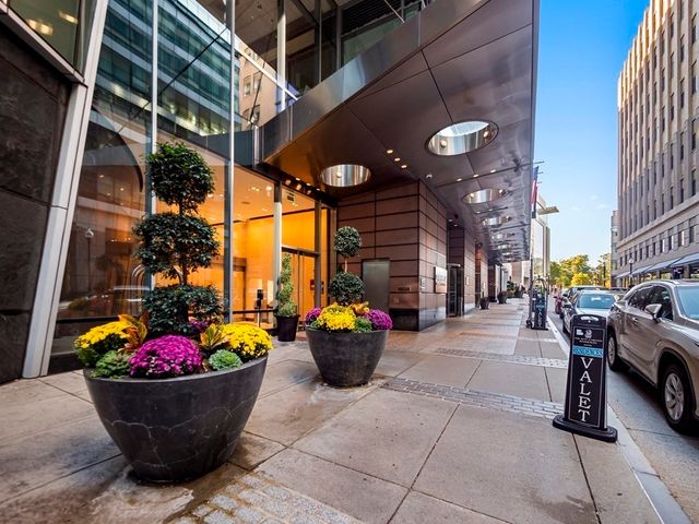 a car parked in front of a building