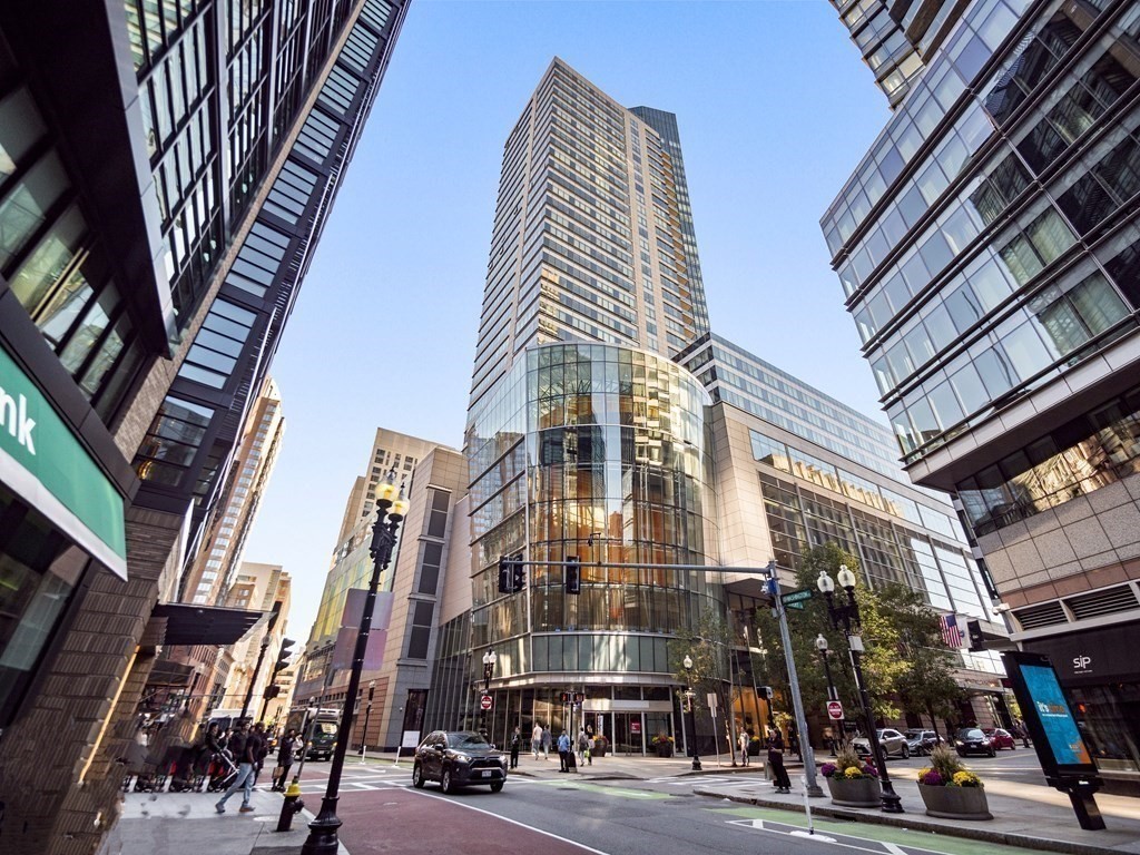 2 Avery Street, Unit 22G Boston, MA 02111 - Photo 27 of 28 a front view of a building